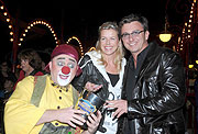 Schauspieler Hans Sigl (ZDF-Bergdoktor) und Ehefrau Susanne (Ingrid Grossmann)